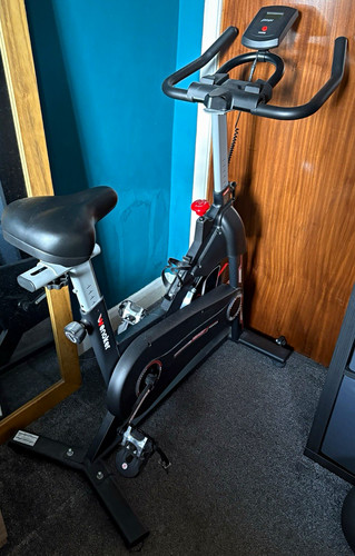 Wenoker velocity upright - velocity,
