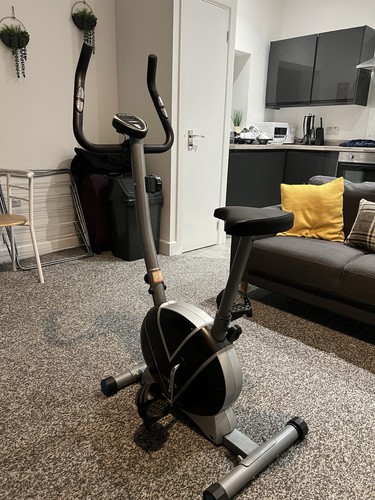 Upright foldable exercise - upright,
